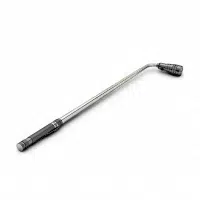 Teleskopisk lommelygte med opsamlingsmagnet i begge ender af lygten