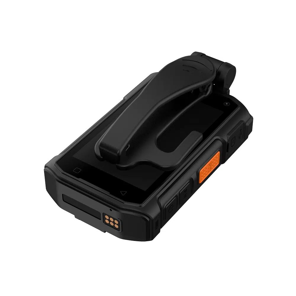 Super body camera med mange features. 10 timers konstant optagelse, natoptagelse i farver, mulighed for at benytte body cameraet som telefon