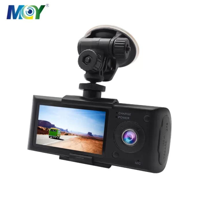Super Mini størrelse, dobbelt 720P HD kamera, frontkameraet kan vendes op og ned, så der kan laves video med mange detaljer. Det indbyggede kamera kan tydeligt fotografere scenen i bilen.